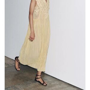 Elegant ZARA Butter Yellow Maxi Dress S